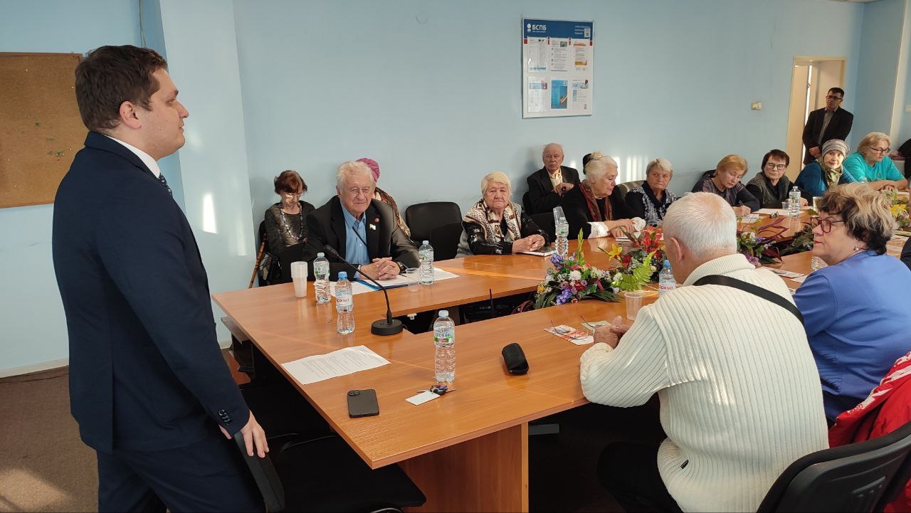 Новый главный врач Тосненской КМБ встретился с активом совета ветеранов