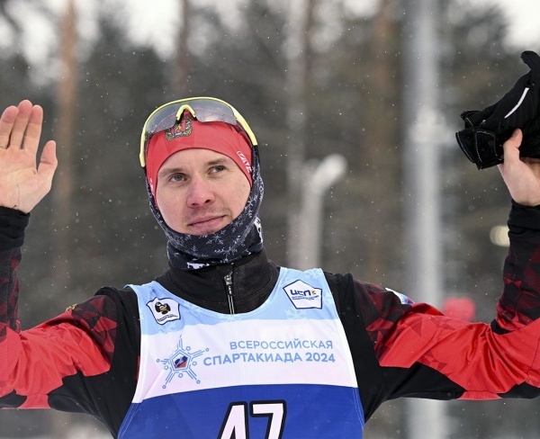 Чемпионом Спартакиады сильнейших в индивидуальной гонке стал биатлонист Евгений Сидоров из Тосненского района