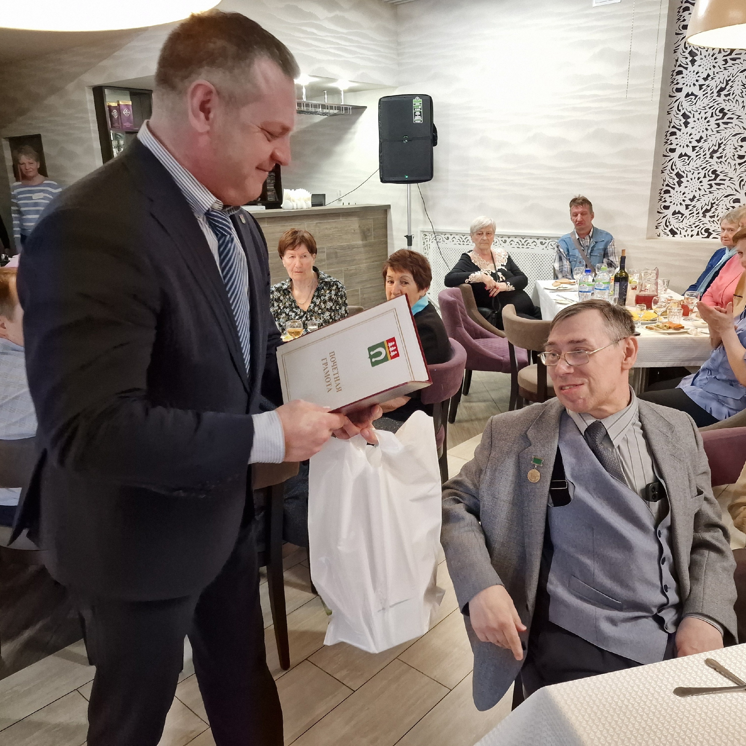 Тосненская районная организация Всероссийского общества инвалидов принимает поздравления с 35-летием